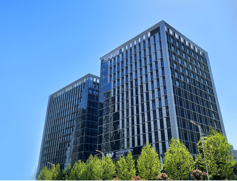 TrainAD-2 TrainAD-2