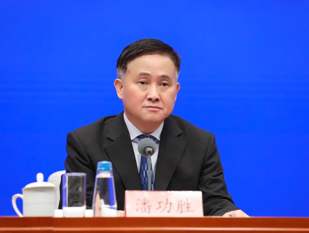 pressconference-2